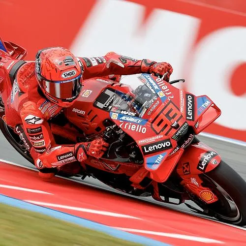 WK snelheid Nederland : WK-leider Marc Marquez rijdt naar 68e zege in MotoGP