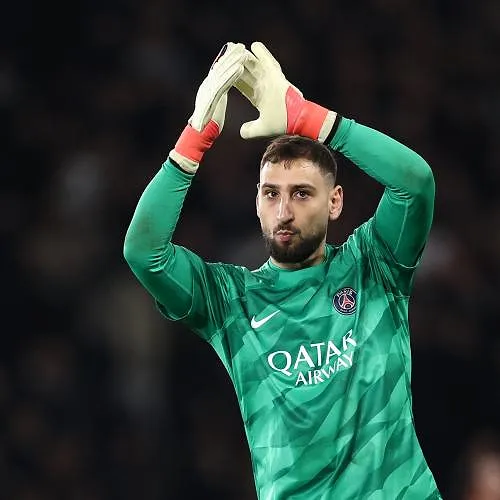 « Vergeten held », « Klap », « Gewelddadig » : de verwijdering van Donnarumma bij PSG zorgt voor veel opschudding!