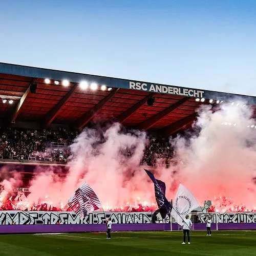 Pro League lanceert pilootproject voor veilig gebruik pyrotechniek