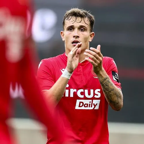 Goed nieuws voor Standard: Dennis Ayensa is weer 100% fit!