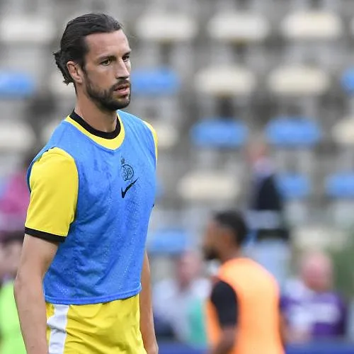 Christian Burgess onzeker voor trip naar PSV: «We doen ons best om hem klaar te krijgen»