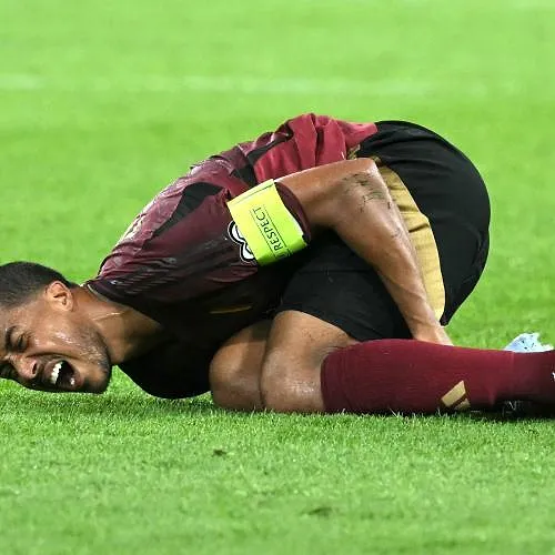 Zware domper voor Aston Villa en Youri Tielemans, die meerdere weken out is!