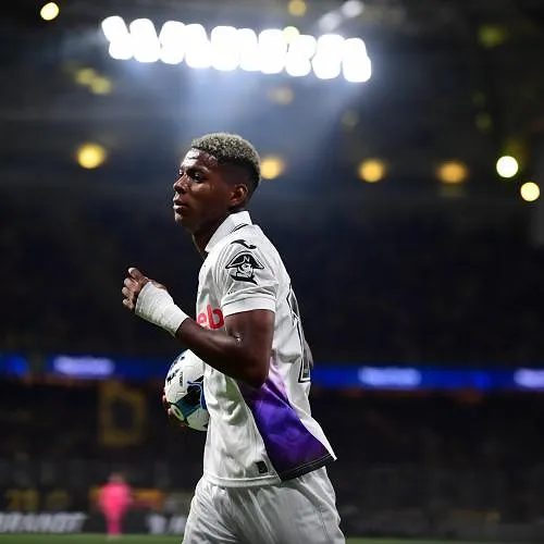 Nilson Angulo verlengt contract bij RSC Anderlecht