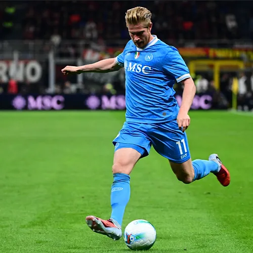 Spanningen in Napels: gefrustreerd haalt De Bruyne uit naar Conte en krijgt hij kritiek van de Italiaanse pers!
