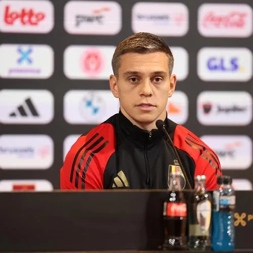 Trossard klaar om Lukaku te vervangen bij de Rode Duivels: «Als de coach dat wil, zal ik mijn best doen»