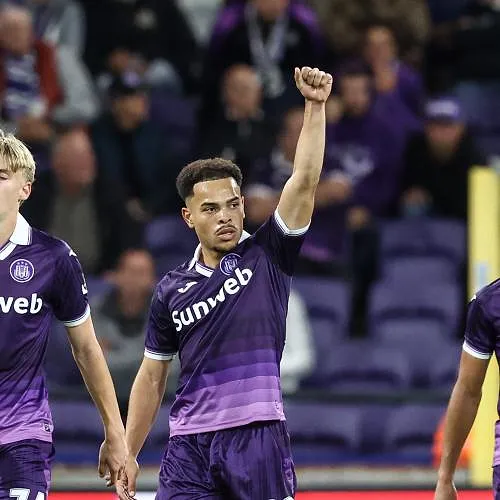 Anderlecht slaat een grote slag: Mario Stroeykens verlengt tot 2028!