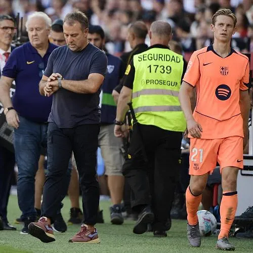 Barça-Villarreal verplaatst naar Miami: Frenkie de Jong haalt hard uit