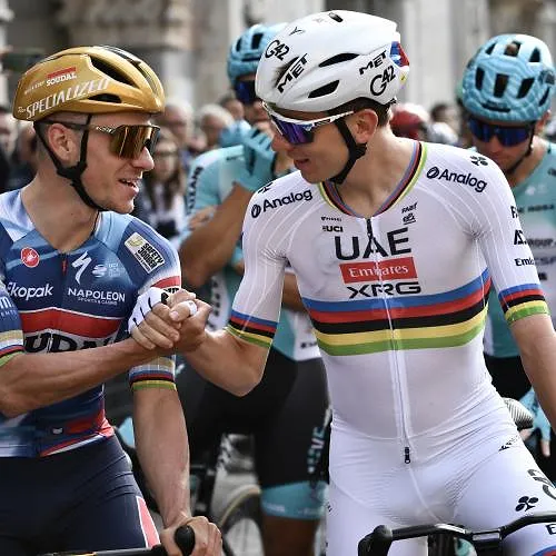 Volgens Verbrugghe is Evenepoel de enige die Pogacar kan kloppen: « Ik wil hem eens een echte winter zien doormaken »
