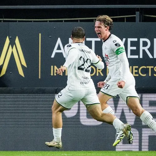 Oud-Heverlee Leuven knokt zich in toegevoegde tijd naar een punt in Mechelen