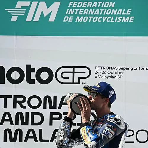 MotoGP: Álex Márquez wint overtuigend in Maleisië