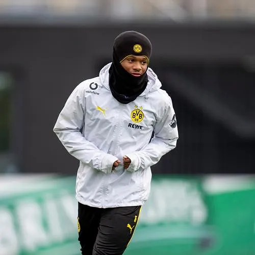 Goed nieuws: Julien Duranville keert terug in de training met Borussia Dortmund