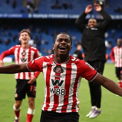 Ook al koos Noah Sadiki voor Congo, België blijft in zijn hart: « Beide landen zitten in ons hart »