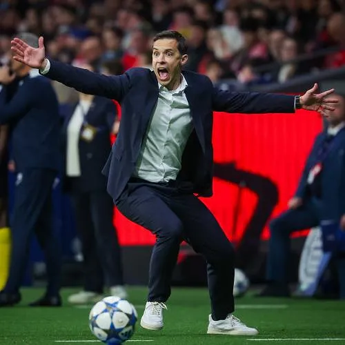 Een bittere nasmaak voor David Hubert: « Een punt was meer dan verdiend »