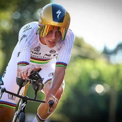 «Ik weet zeker dat hij het zal proberen»: Remco Evenepoel zou binnenkort het werelduurrecord kunnen viseren