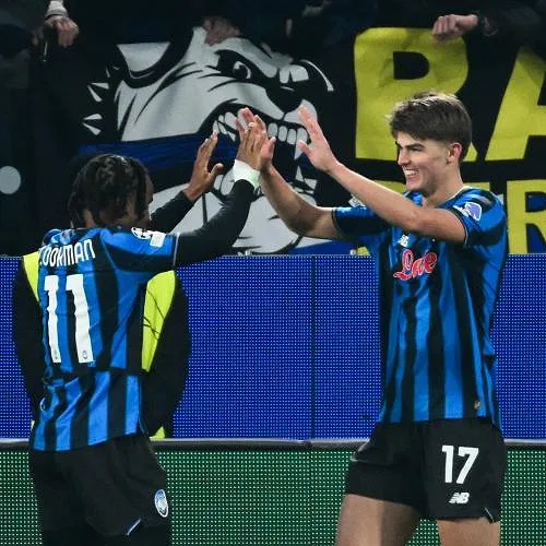 “Nu weet hij wie wij zijn”: man van de match De Ketelaere daagt Garnacho uit