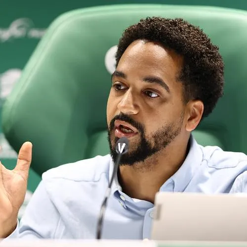 De sportief directeur van La Louvière komt naar Anderlecht!