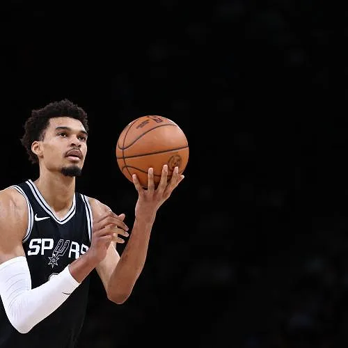 Ajay Mitchell en OKC Thunder grijpen nipt naast finale NBA Cup vanwege een hoofdrol voor Wembanyama