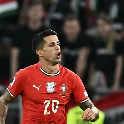 João Cancelo keert terug naar FC Barcelona: hij verlaat Saoedi-Arabië