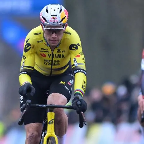 Wout van Aert trekt zich terug uit het Nieuwsblad!