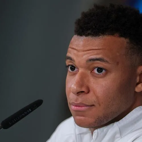 Xabi Alonso, het gefluit in het Bernabéu, de Afrika Cup: Mbappé spreekt in persconferentie