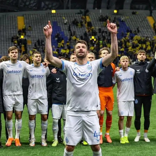 « Petje af voor mijn spelers » en « Niet alles is ineens rooskleurig »: reacties na de overwinning van Brugge