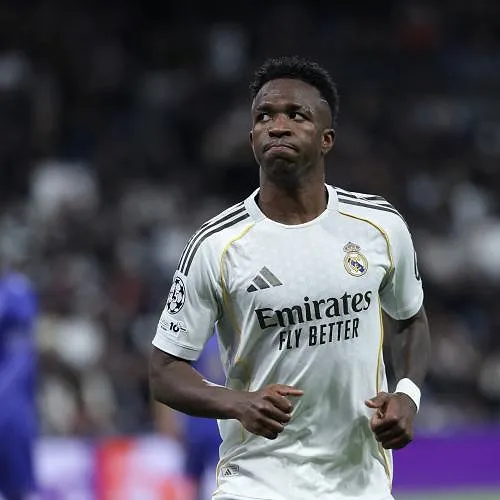 Real Madrid: Vinicius heeft zijn beslissing genomen over zijn toekomst!