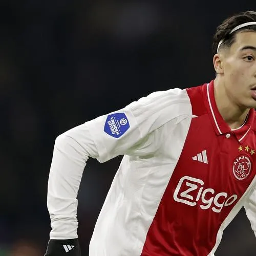 Rayane Bounida blijft stijgen met Ajax! (video)