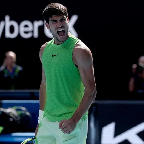 Australian Open: Alcaraz en Sabalenka winnen zonder veel moeite