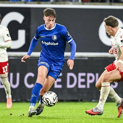 Jeugdproduct Tibe De Vlieger verlengt tot 2030 bij AA Gent