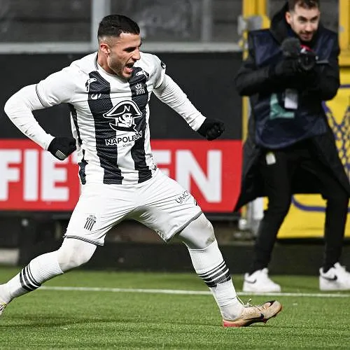 Charleroi perfect 4 op 4: de Zebra’s zetten hun knappe reeks voort met een zege op het veld van Sint-Truiden (0-2) en nestelen zich in de top zes!