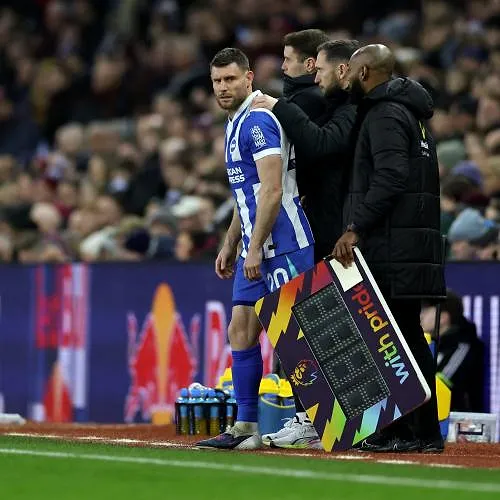 James Milner evenaart Premier League-record van Gareth Barry