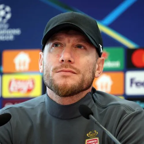 “Als we ons niveau kunnen optrekken, maken we kans”: Pocognoli wil geloven tegen PSG