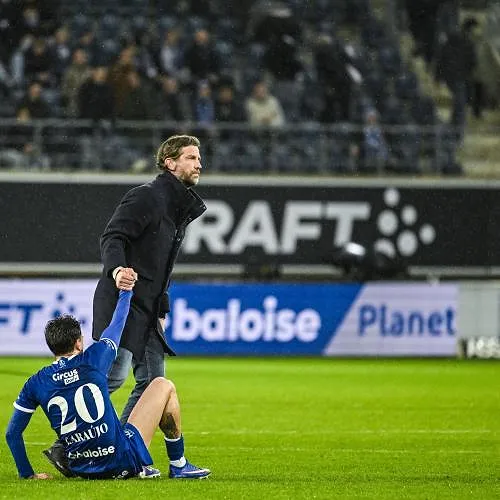 De Mil gefrustreerd : « Als we zo blijven spelen, mogen we niet hopen op kwalificatie voor de play-offs 1 »