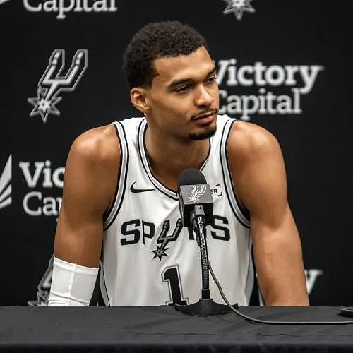 De aankondiging van Wembanyama die NBA-fans zal bevallen : « Op een dag doe ik mee aan de dunk contest »