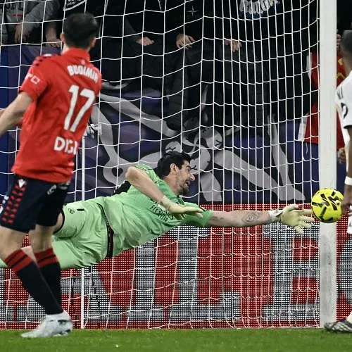 Zware avond voor Thibaut Courtois: penaltyfout bij nederlaag van Real Madrid in Osasuna
