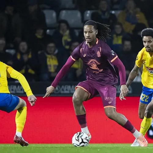 Charleroi stort in op het einde bij Westerlo (2-1) en ziet Play-offs verder weg glijden