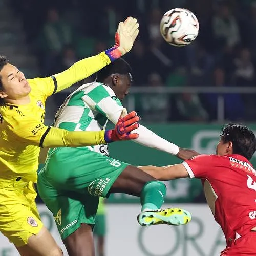 Na een saaie wedstrijd delen Antwerp en La Louvière de punten (0-0)
