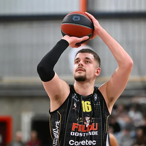 BNXT League : Oostende boekt na coachwissel monsterzege tegen staartploeg Rotterdam