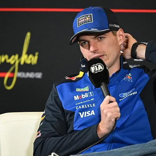 «Mijn simulator ingeruild voor een Nintendo Switch»: Max Verstappen grapt over de F1 van 2026