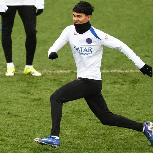 Joan Laporta haalt snoeihard uit naar makelaar van Dro Fernandez na vertrek naar PSG