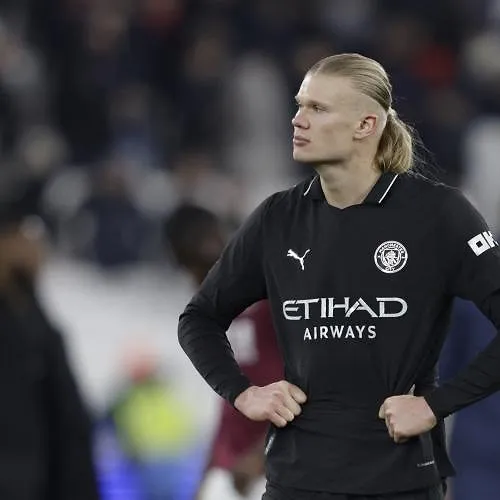 Manchester City morst punten tegen West Ham, Arsenal zet reuzenstap richting de titel