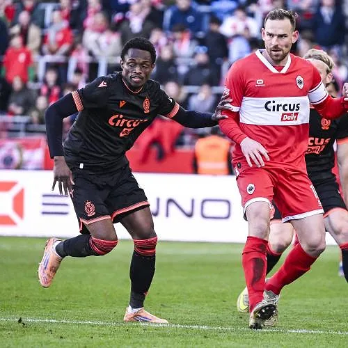 Standard sleept een gelijkspel uit de brand tegen Antwerp (1-1), maar neemt afscheid van de play-offs