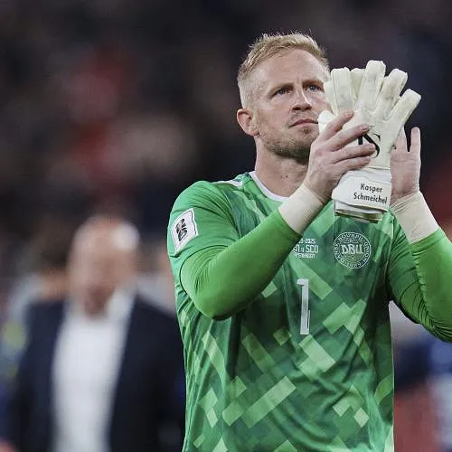 Kasper Schmeichel (ex-Anderlecht) vreest voor einde carrière wegens zware schouderblessure