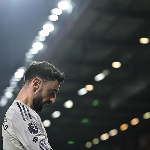 “Ik begrijp niet waarom de VAR niets doet”: Bruno Fernandes klaagt na het gelijkspel van Manchester United op Bournemouth (2-2)