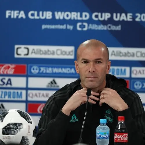 “Ik ken zijn naam”: komst van Zinédine Zidane als bondscoach van Frankrijk wordt concreter