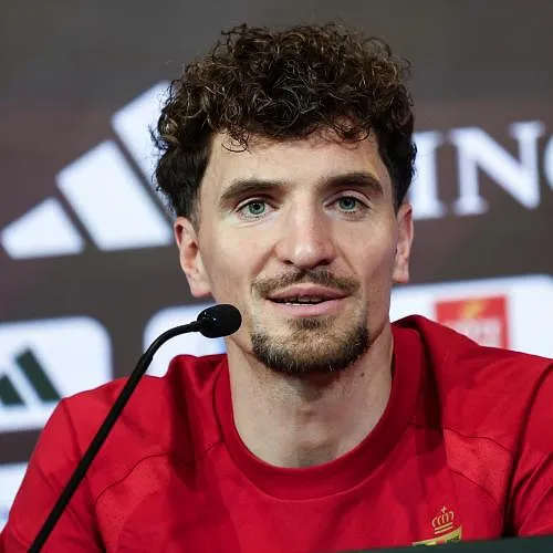 “Waarom niet?”: Thomas Meunier staat open voor terugkeer naar België