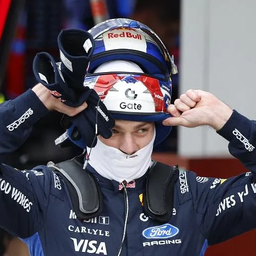 Max Verstappen aan de start van de Qualifiers voor de 24 Uur van de Nürburgring