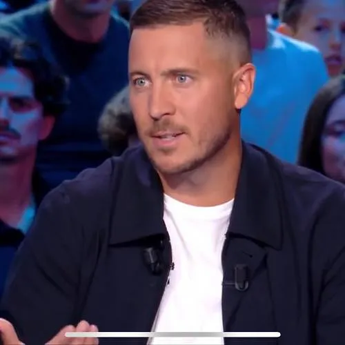 “Salah? Je moet durven zeggen dat het voorbij is”, “Tottenham is een middelmatige club”: Eden Hazard laat zich gaan!