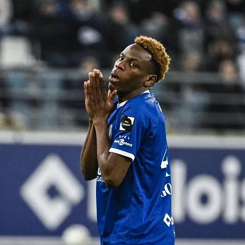 Gent verlengt het contract van zijn aanvaller tot 2029