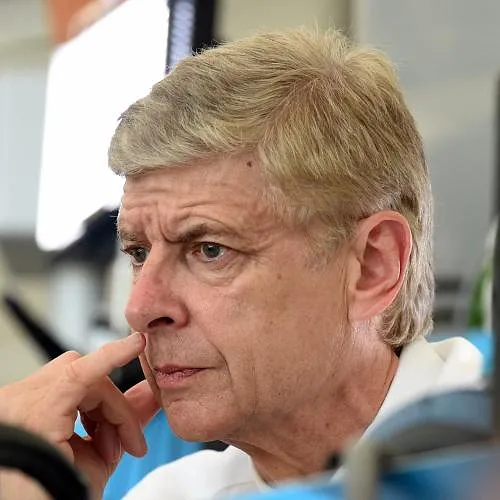 Opvallend: nieuwe buitenspelregel van Arsène Wenger getest in Canada